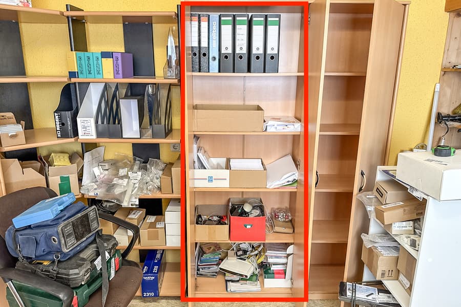 Schrankinhalt: Bürobedarf
